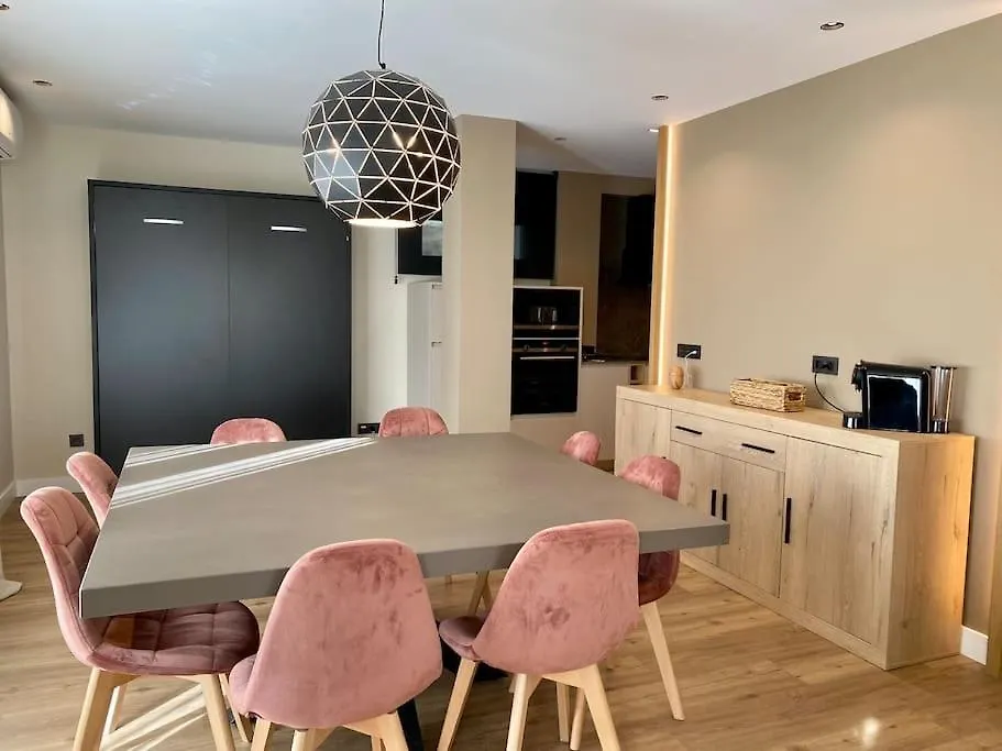 Prober-Montecarlo Apartment Encamp