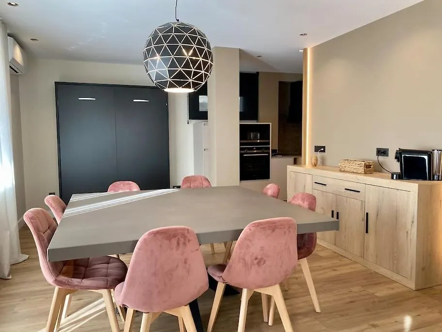 Prober-Montecarlo Apartment Encamp